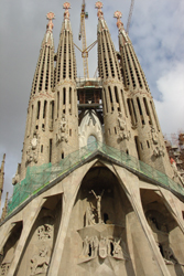 sagrada_familia_01.jpg